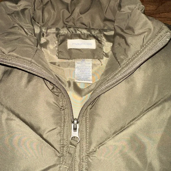 Maurices Army Green Quilted Puffer Vest - Picture 5 of 6
